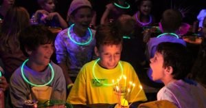 Kids celebrating a winter birthday party at an indoor venue in Pittsburgh